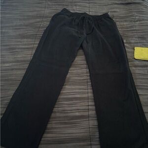 Classic Black linen Trousers with Straight-Leg Cut